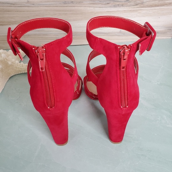 NEW Red Suede Strap Buckle Heels - Picture 7 of 7